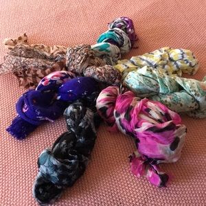 Bundle of 7 scarves
